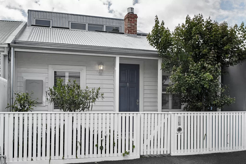 Image of architect designed house in South Melbourne.