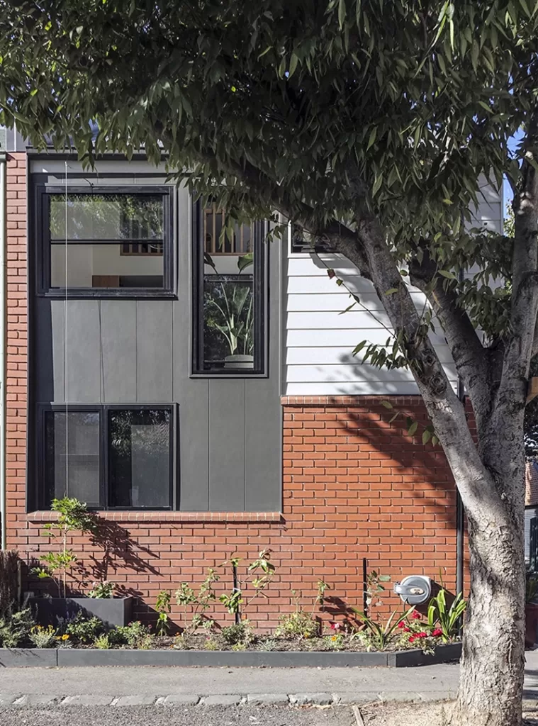 Image of architect designed renovation in Kensington.